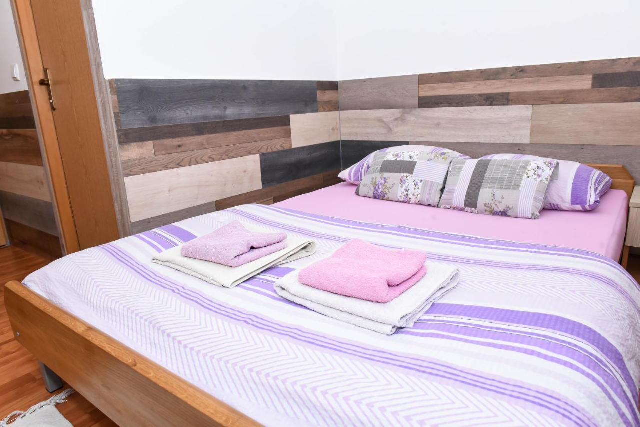 Bed and breakfast Sobe Sa Kupatilom Jajce Extérieur photo