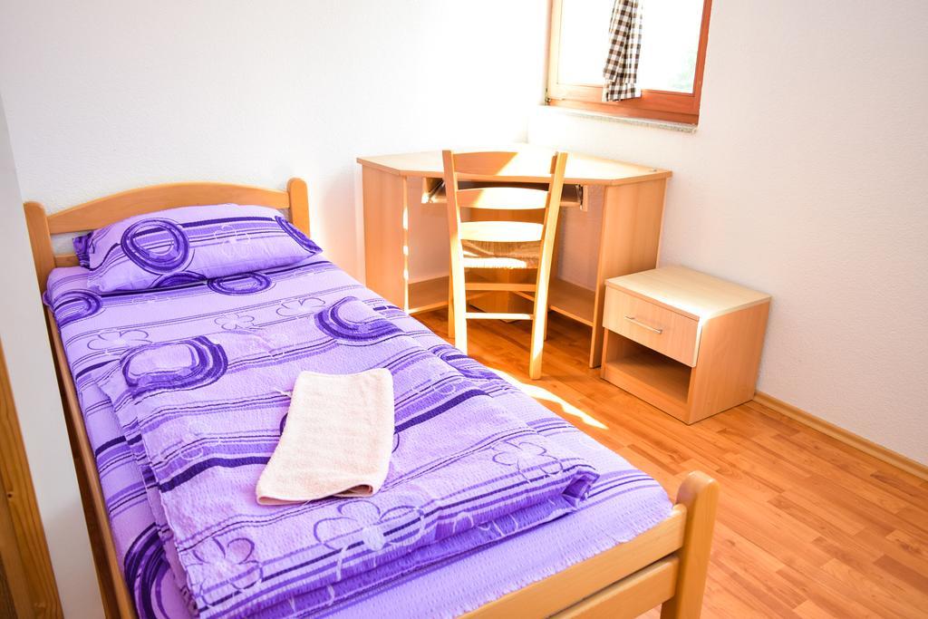 Sobe Sa Kupatilom Jajce Extérieur photo
